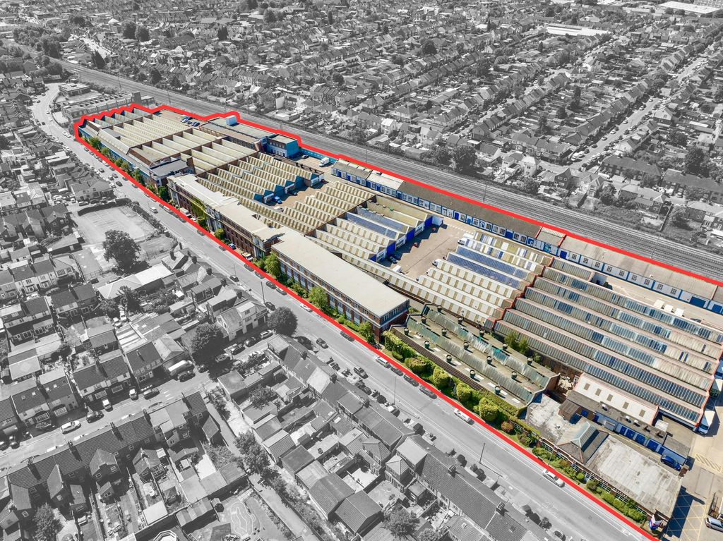 Property photo 2 of 3 3A.Jpg