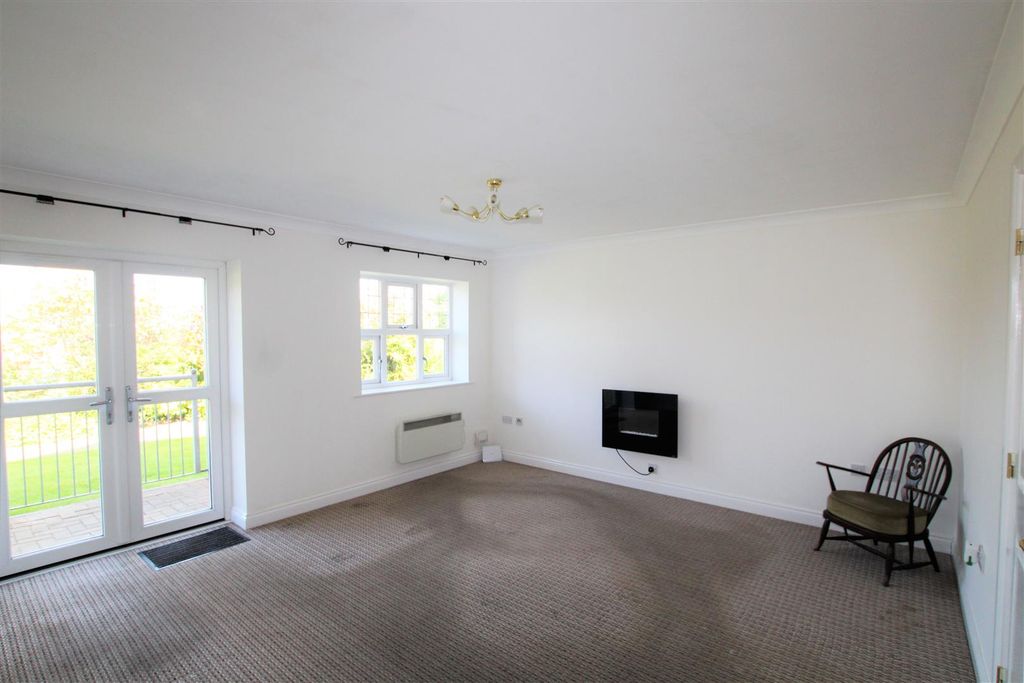 Property photo 2 of 8 Img_0309.Jpg