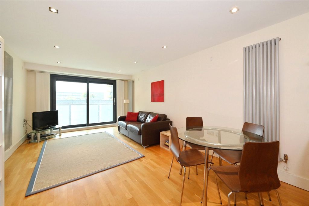 Property photo 1 of 13 Reception Room