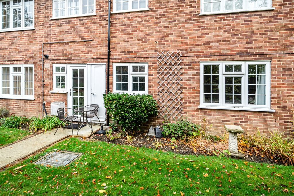 Property photo 2 of 22 Picture No. 08