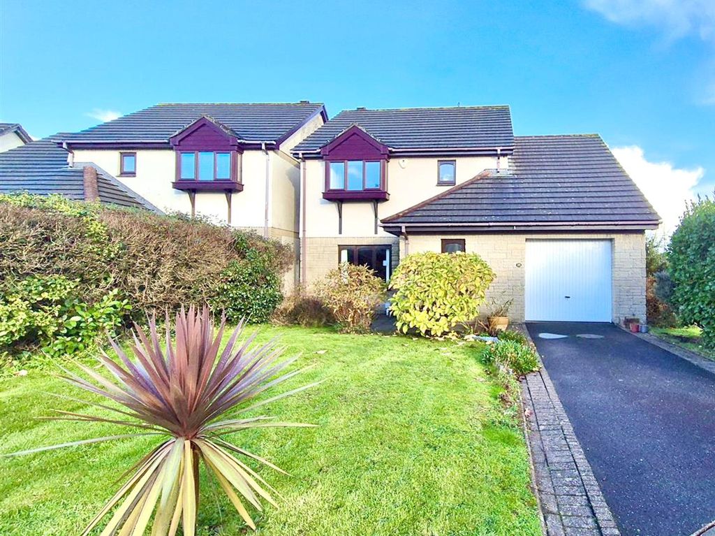 Property photo 1 of 17 Newcln02Vkw9Tax3Gxw.Jpg