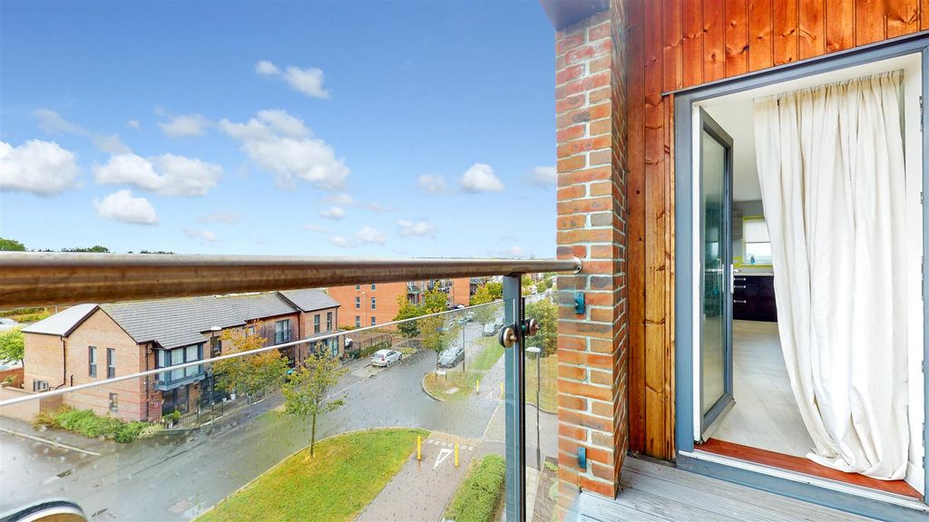 Property photo 1 of 11 09022025_231157.Jpg