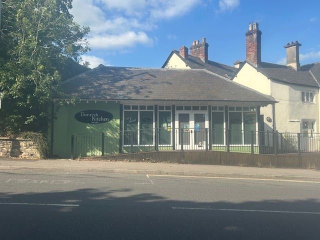 Property photo 1 of 5 Sunny Head On View.Jpg