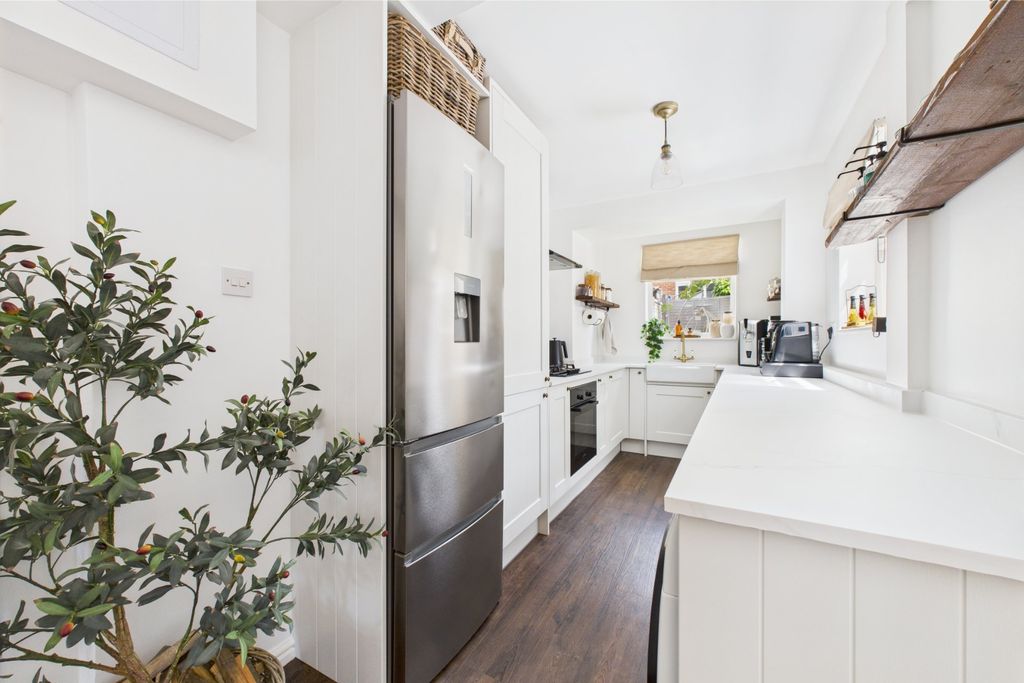 Property photo 2 of 11 Picture No. 19