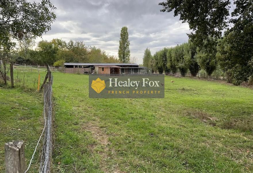 Property photo 2 of 34