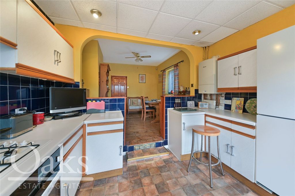 Property photo 3 of 12 Picture No. 11