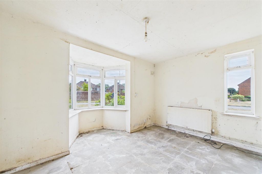 Property photo 2 of 10 Cam01894G0-Pr0204-Still004.Jpg