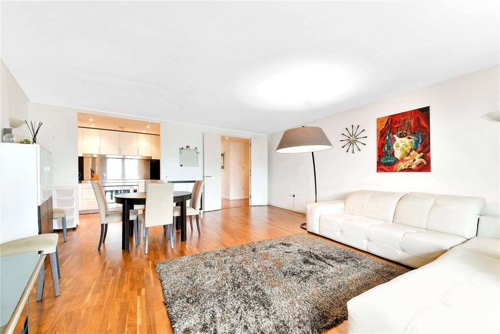 Property photo 1 of 8 Living Area