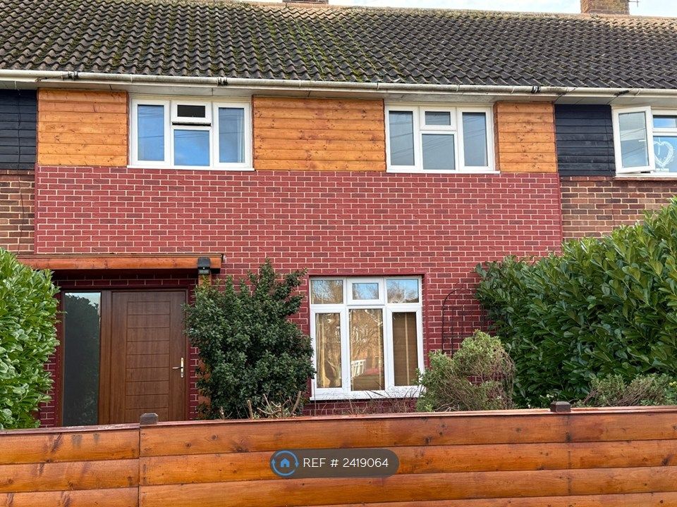 Property photo 1 of 32