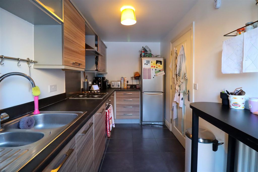 Property photo 2 of 12 Img_5506.Jpg