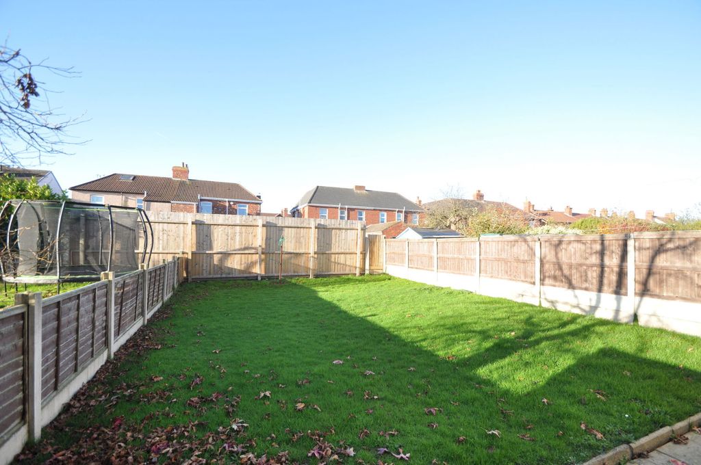 Property photo 3 of 34