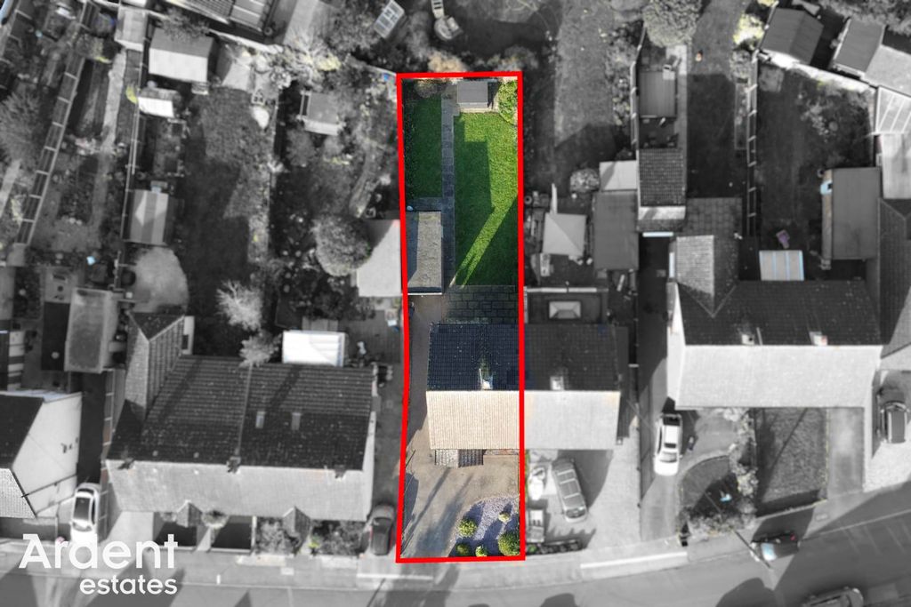 Property photo 2 of 24