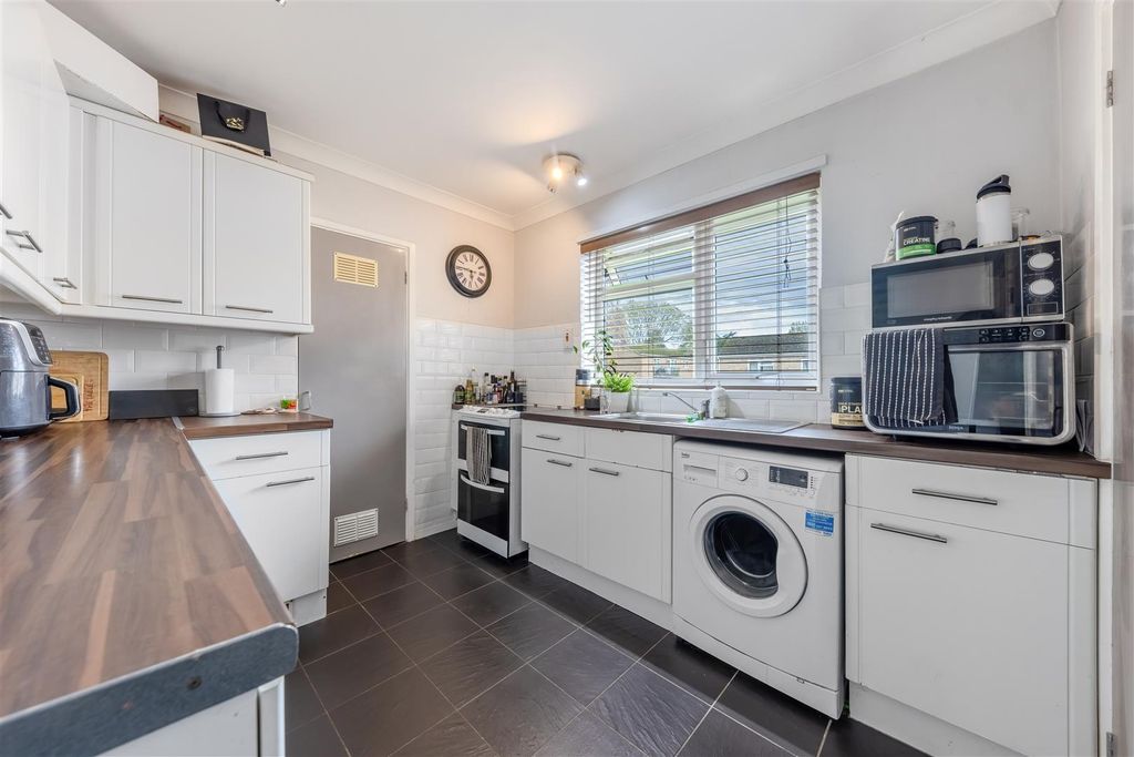 Property photo 3 of 11 Ba-14.Jpg