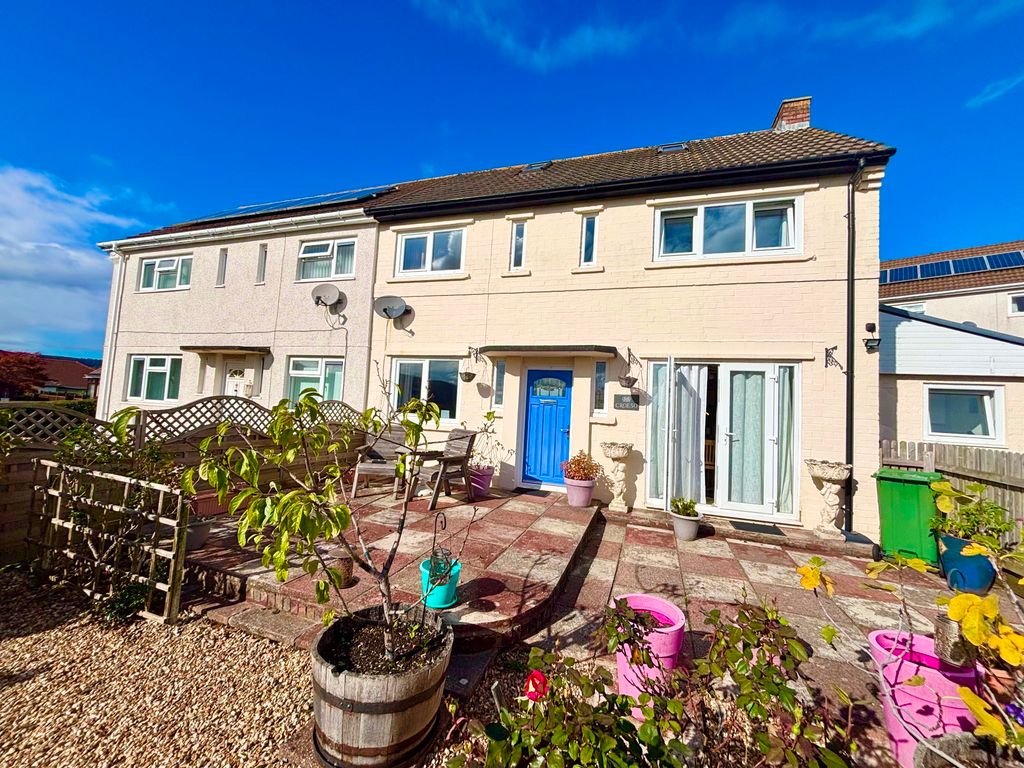 Property photo 1 of 37