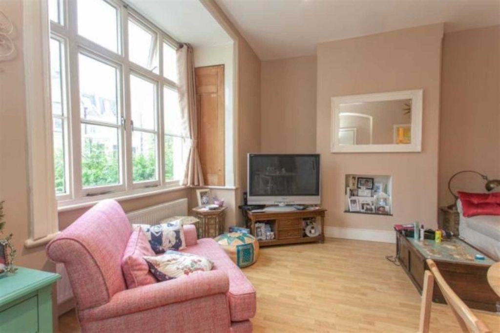 Property photo 3 of 7