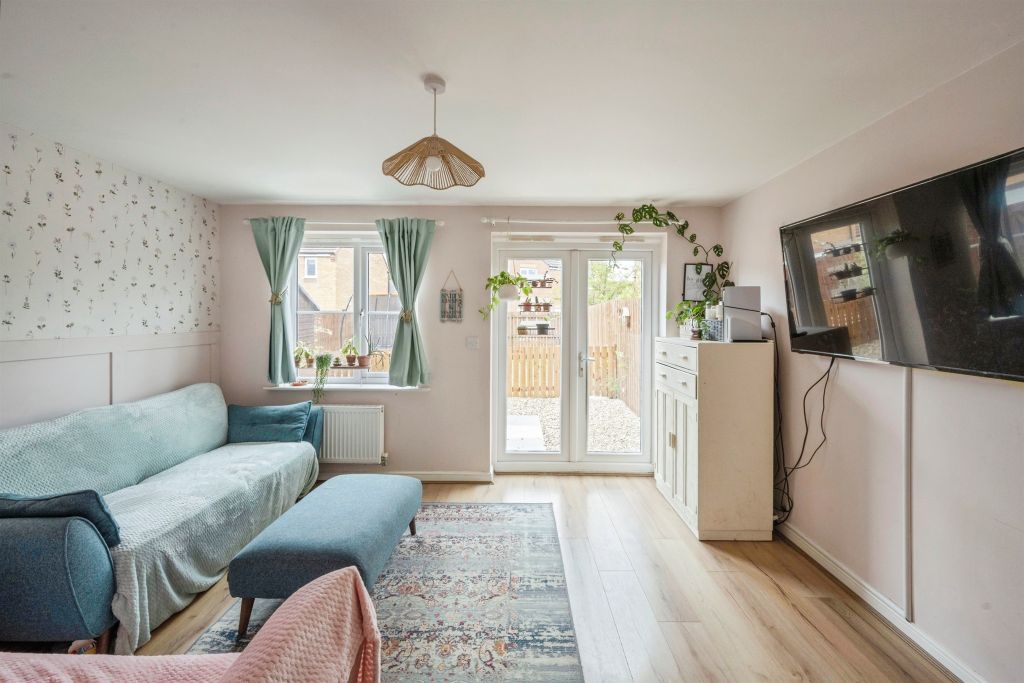 Property photo 3 of 17