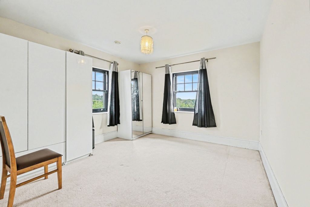 Property photo 1 of 15 Bedroom Two