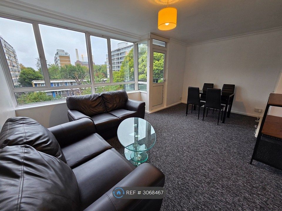Property photo 3 of 15 Living/Dining Room