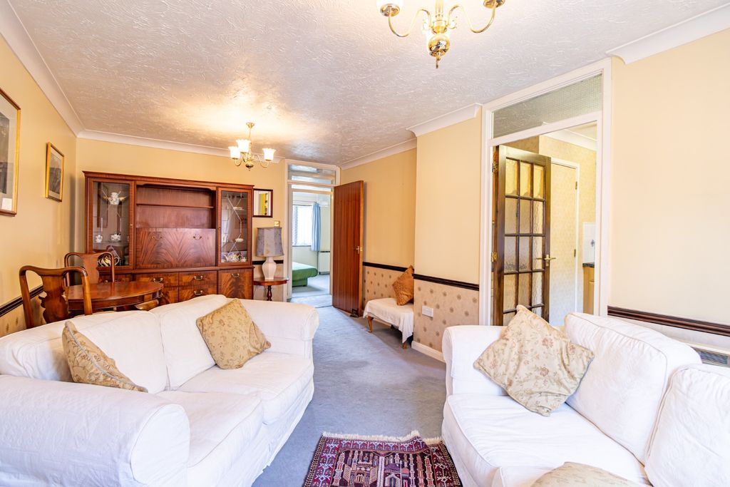 Property photo 3 of 18 3622715