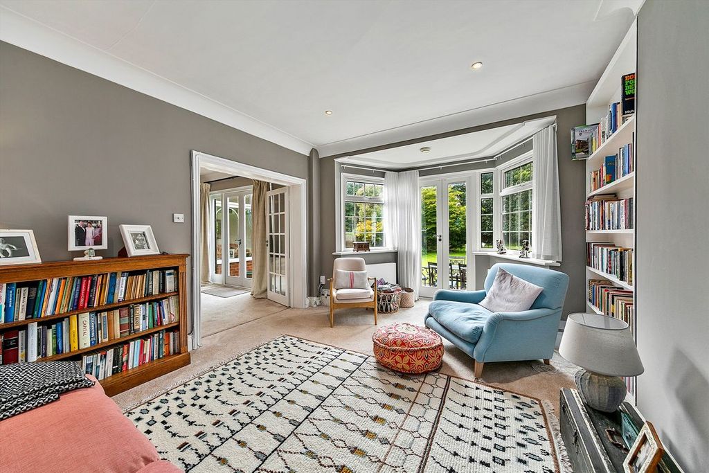 Property photo 3 of 15