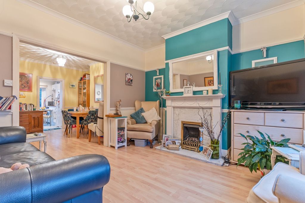 Additional image 4 of 3 bed semi-detached house for saleMill Street, Caerleon NP18