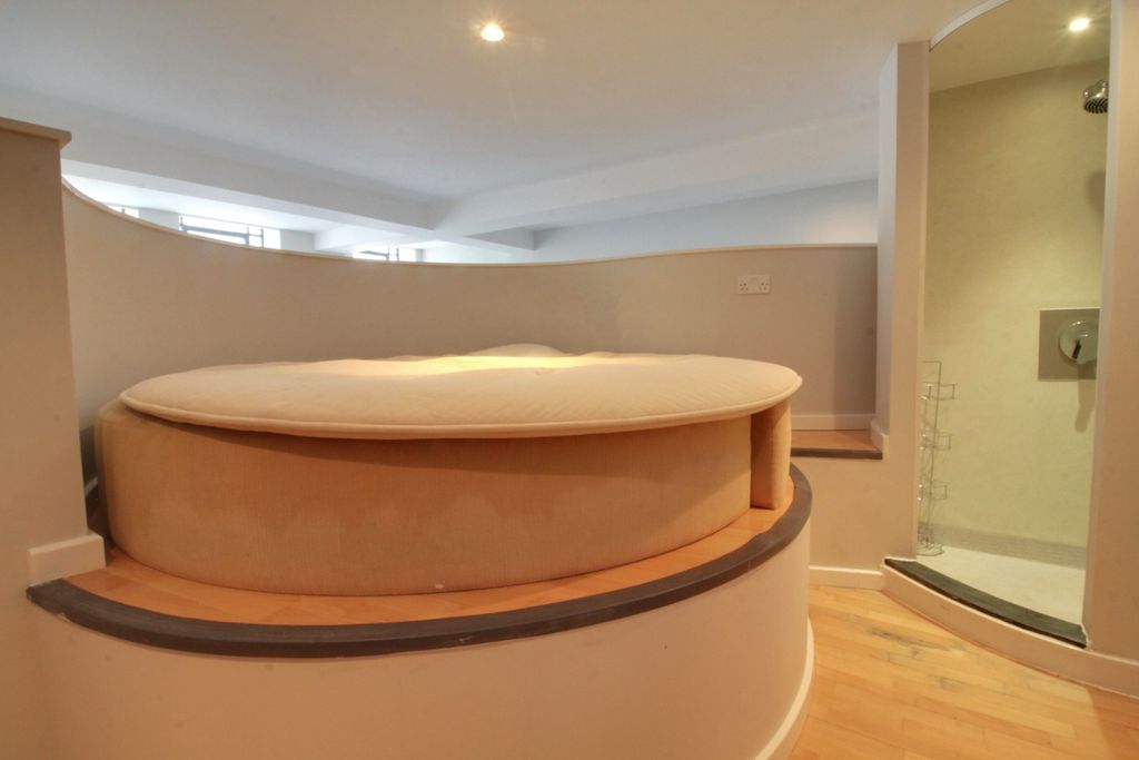 Property photo 3 of 13 Img_7114-Img_7116