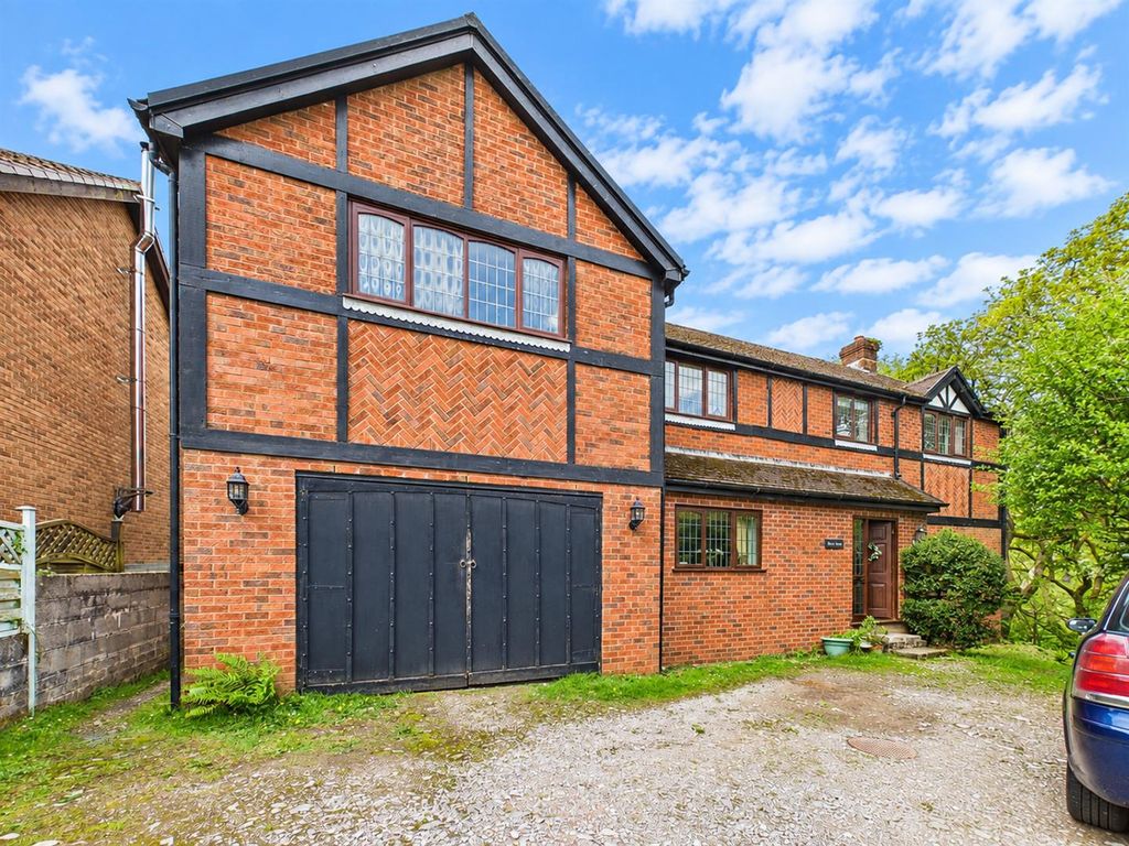 Property photo 1 of 18 3c15641B-84E3-4906-A583-A02c53088B11.Png