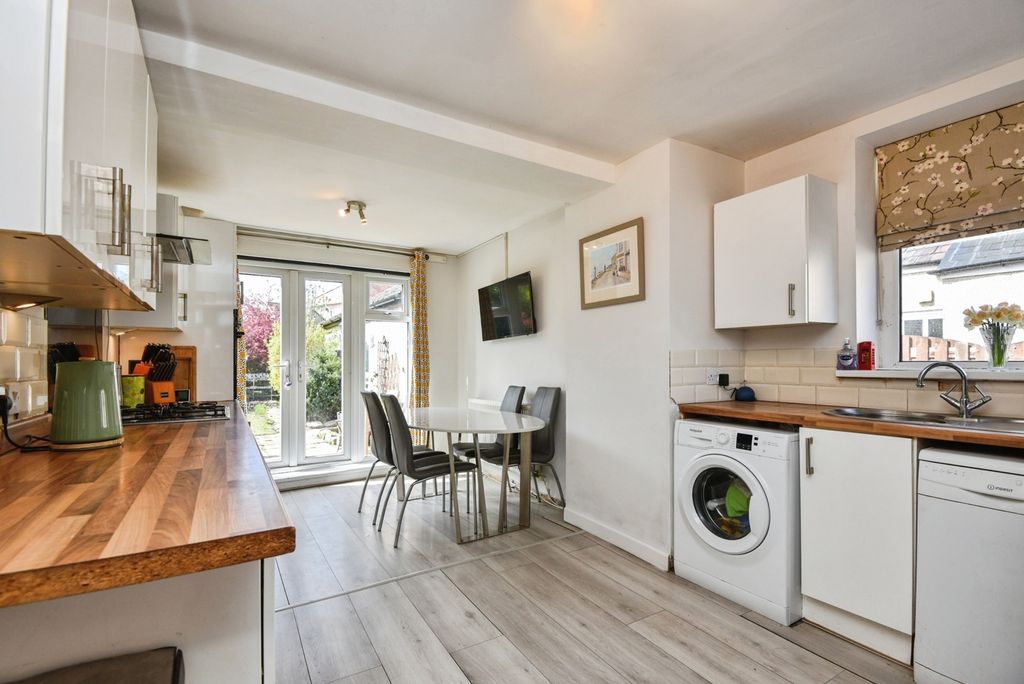 Property photo 3 of 20 Pbox-Img.Jpg