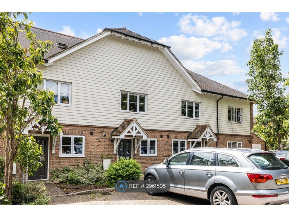 Property photo 2 of 23