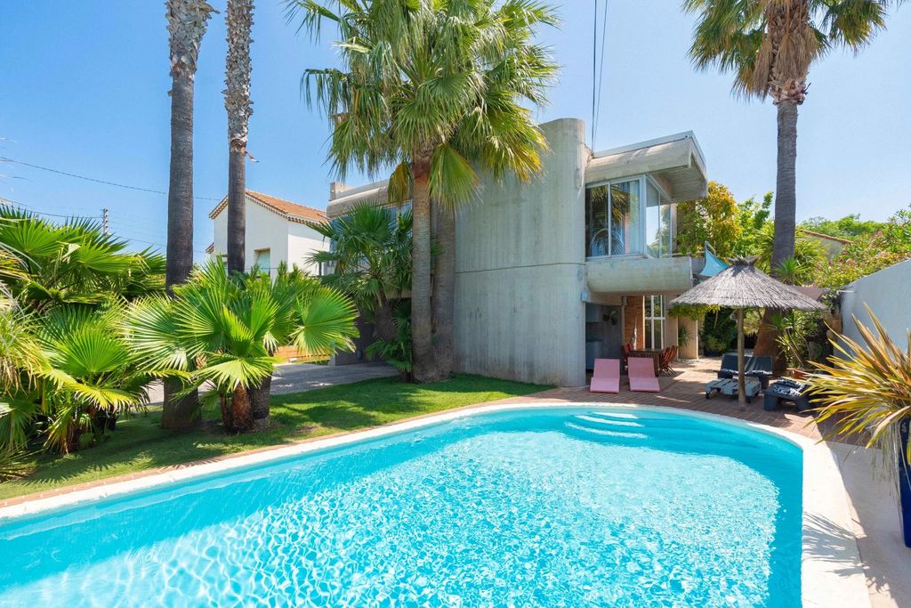 Property photo 2 of 19