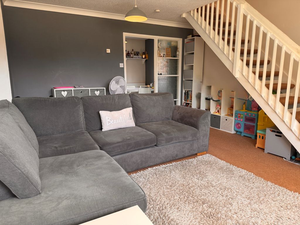 Property photo 2 of 12 Image