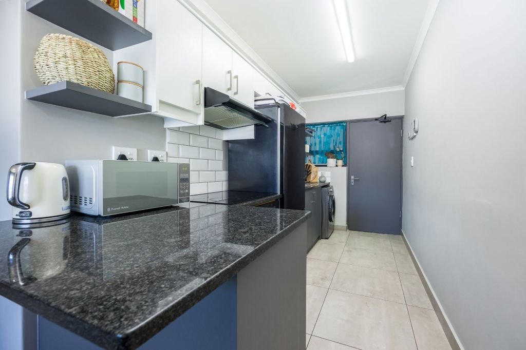 Property photo 3 of 22 Dbv1704272