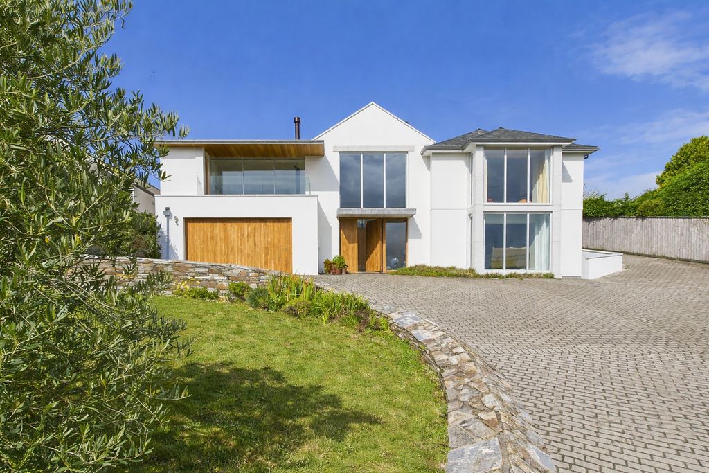Property photo 2 of 39 3439106