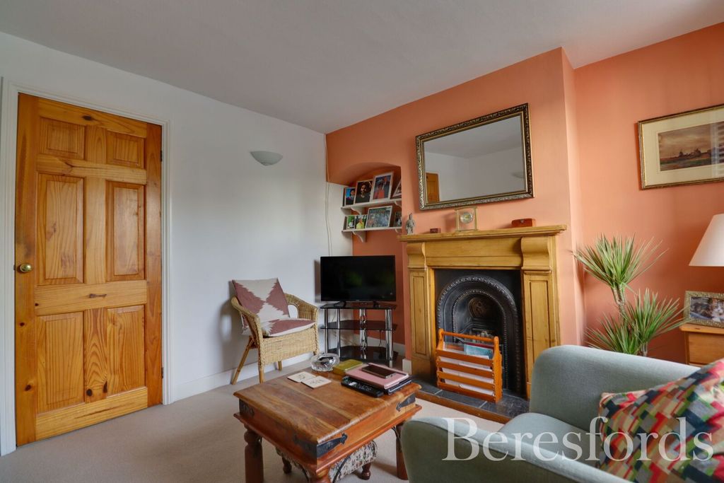 Property photo 3 of 21 Picture 3