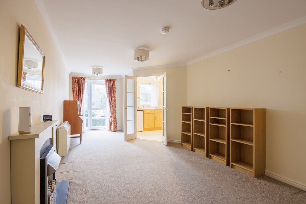 Property photo 3 of 10