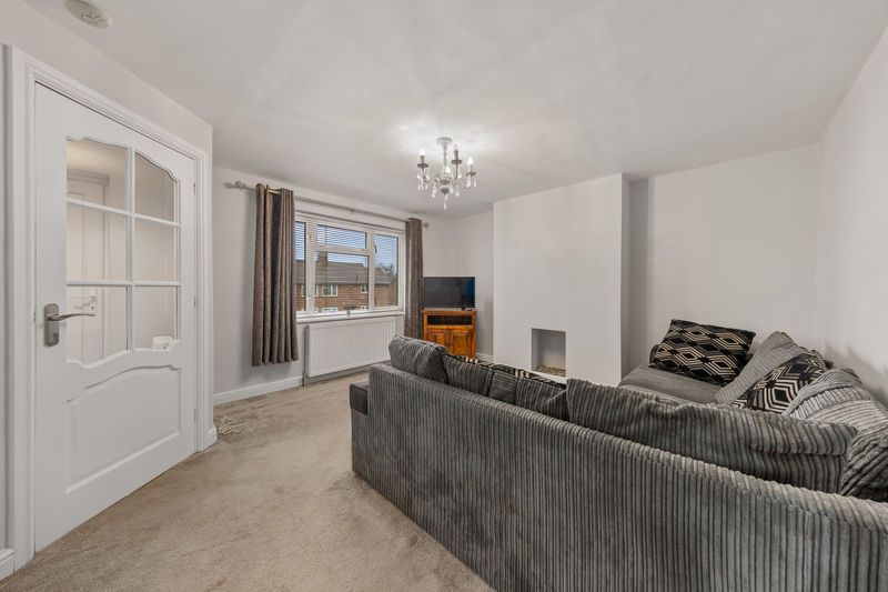 Property photo 2 of 21 Living Room