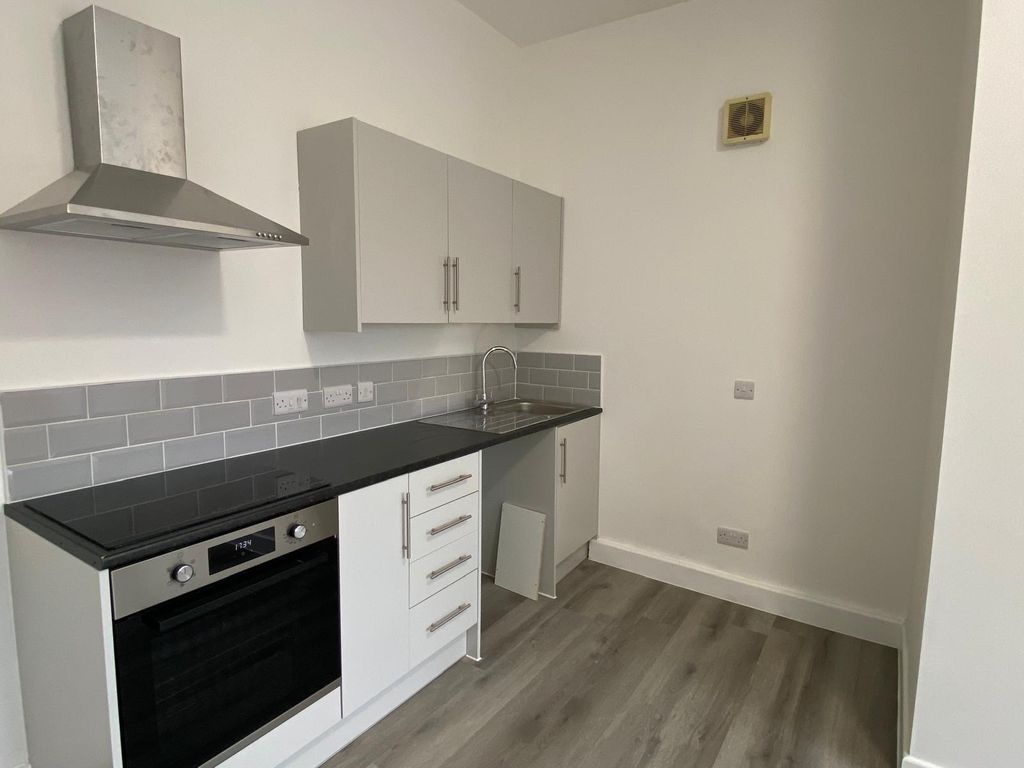 Property photo 1 of 9 1Dda031E-A303-4392-A639-c15d69ce0953