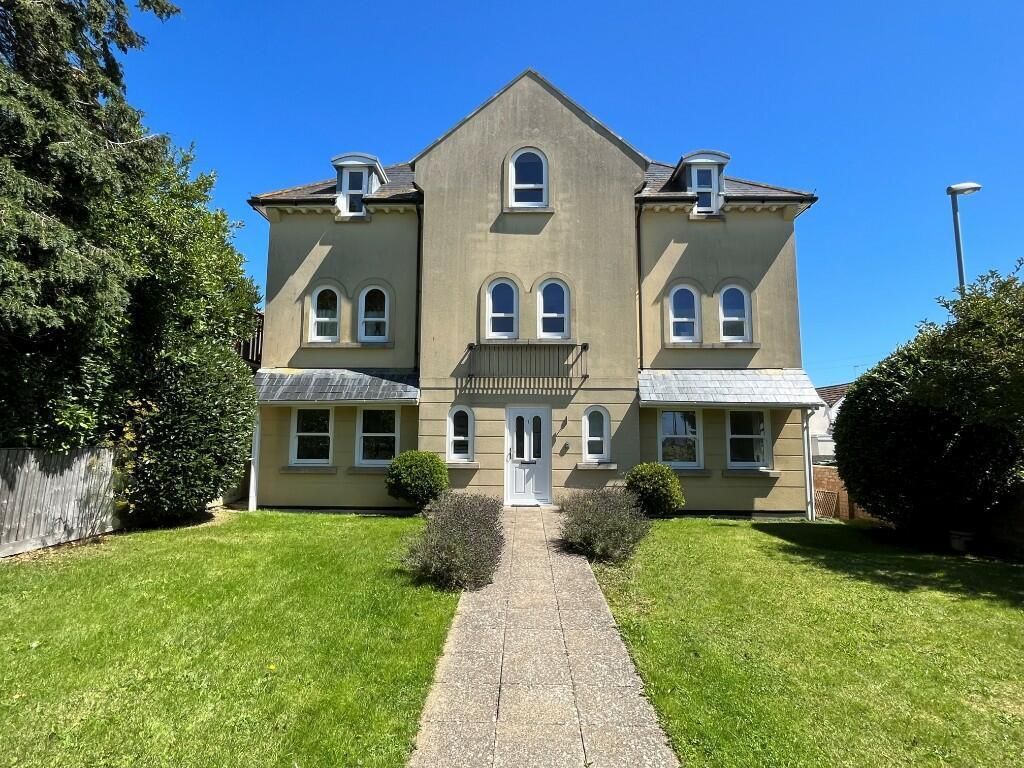 Property photo 1 of 13 Baytrees.Jpg