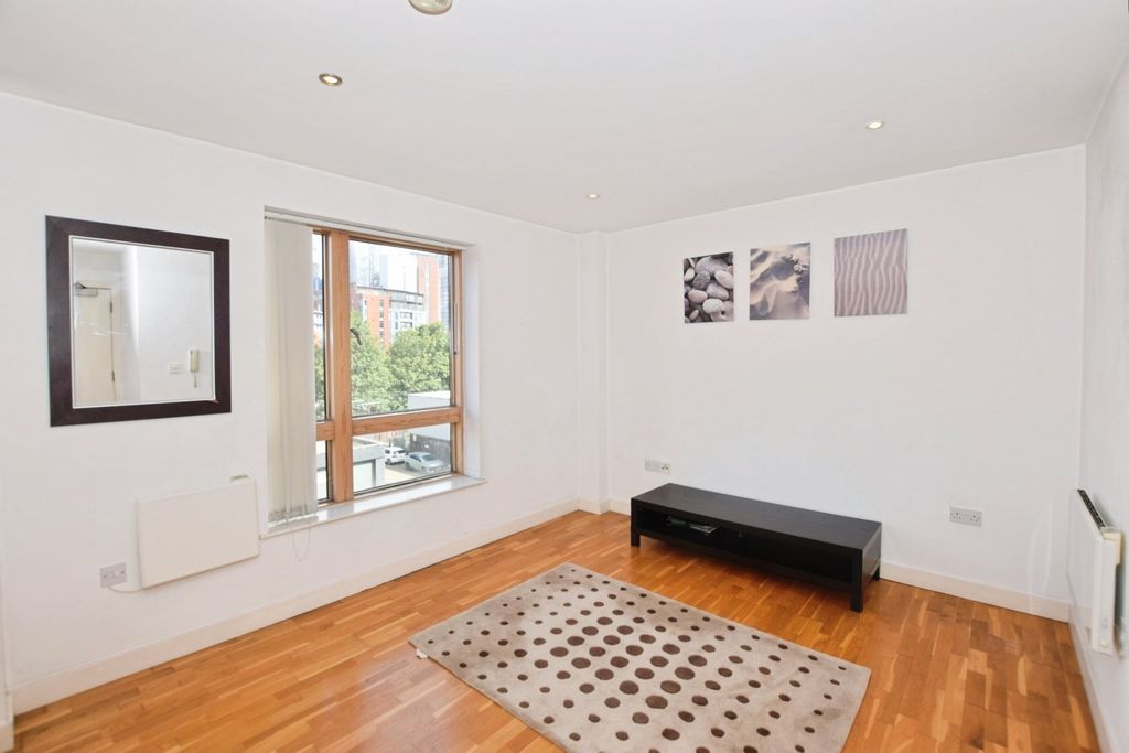 Property photo 1 of 11 Picture No. 14