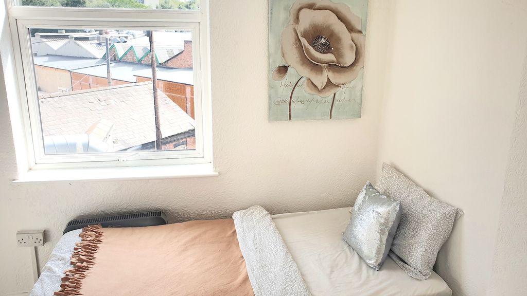 Property photo 1 of 4