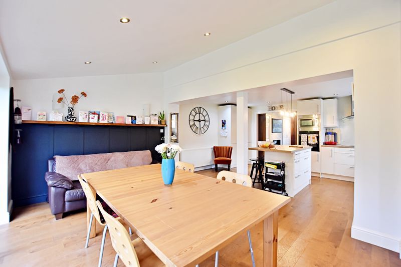 Property photo 3 of 28 Photo 2