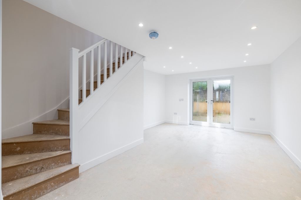 Property photo 3 of 17 Plot 1 Nursery Court (Sleaford)-9