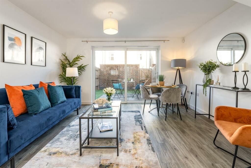 Property photo 2 of 14 21E6c53F6A45483c74108Bdd316Df3Fe