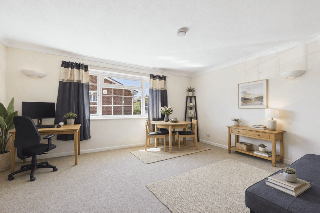 Property photo 2 of 7 Gallery