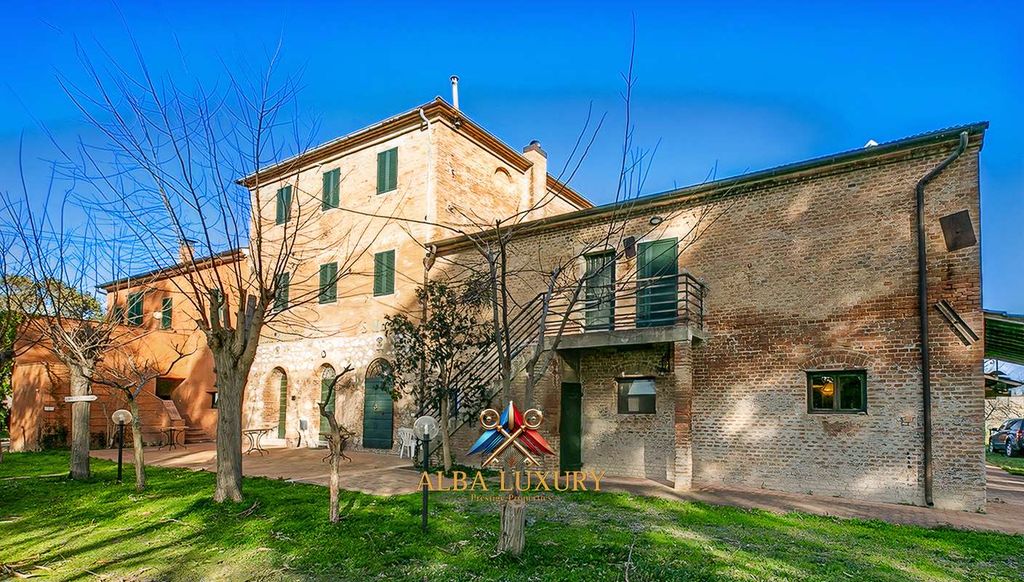 Property photo 3 of 41