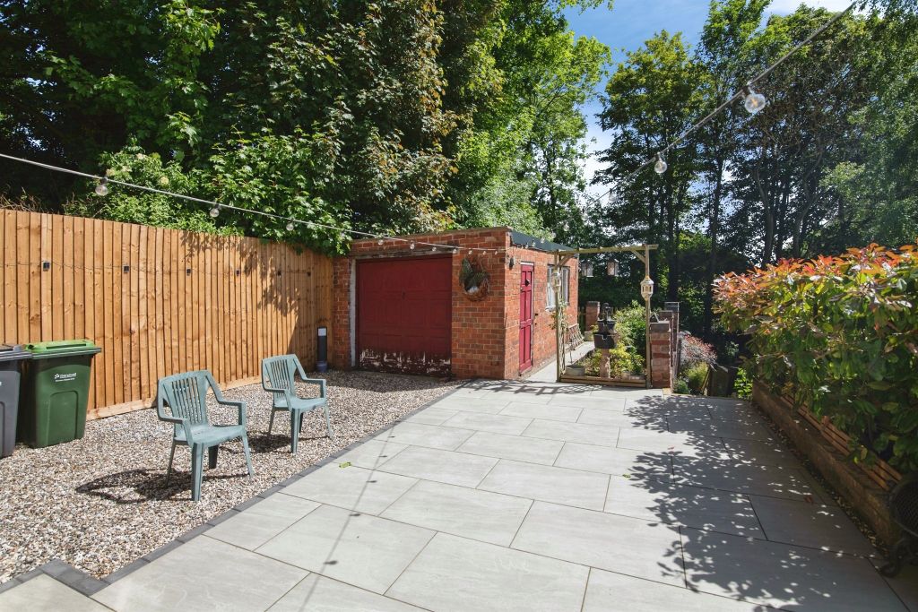 Property photo 2 of 22