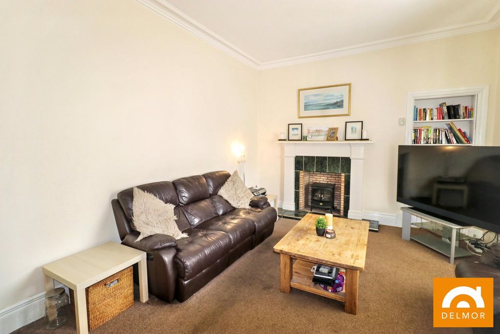 Property photo 3 of 16