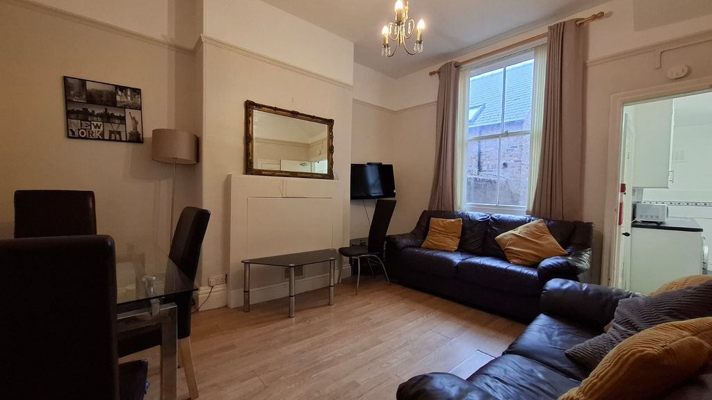 Property photo 1 of 12 Picture No. 30