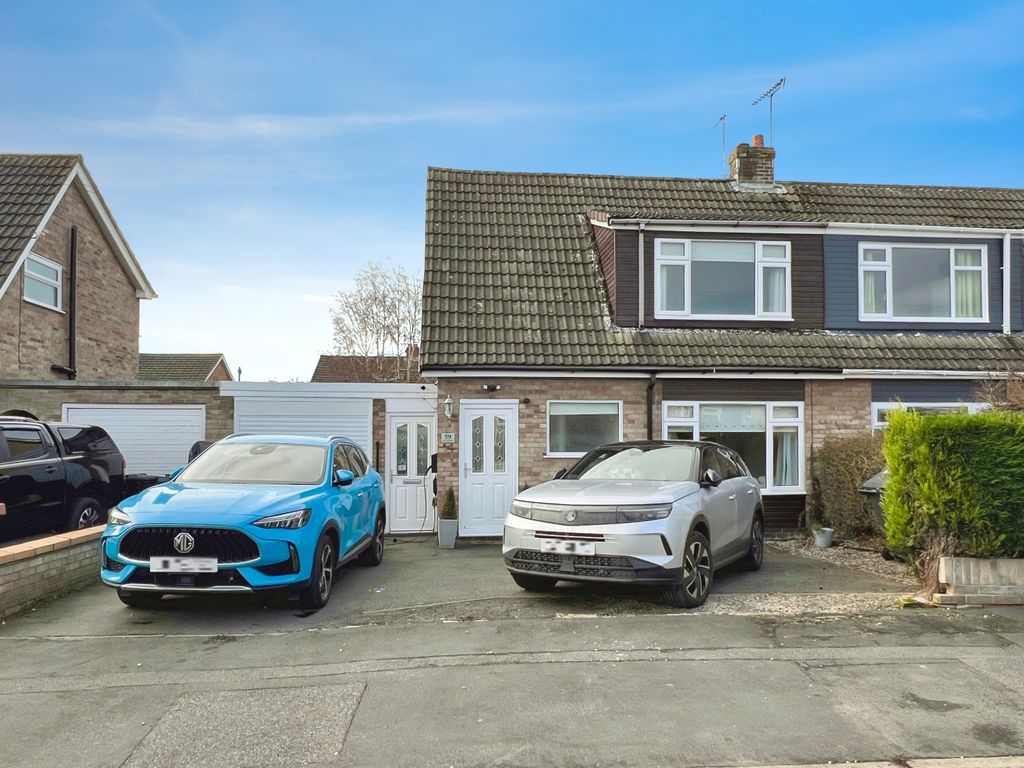 Property photo 1 of 15 Front