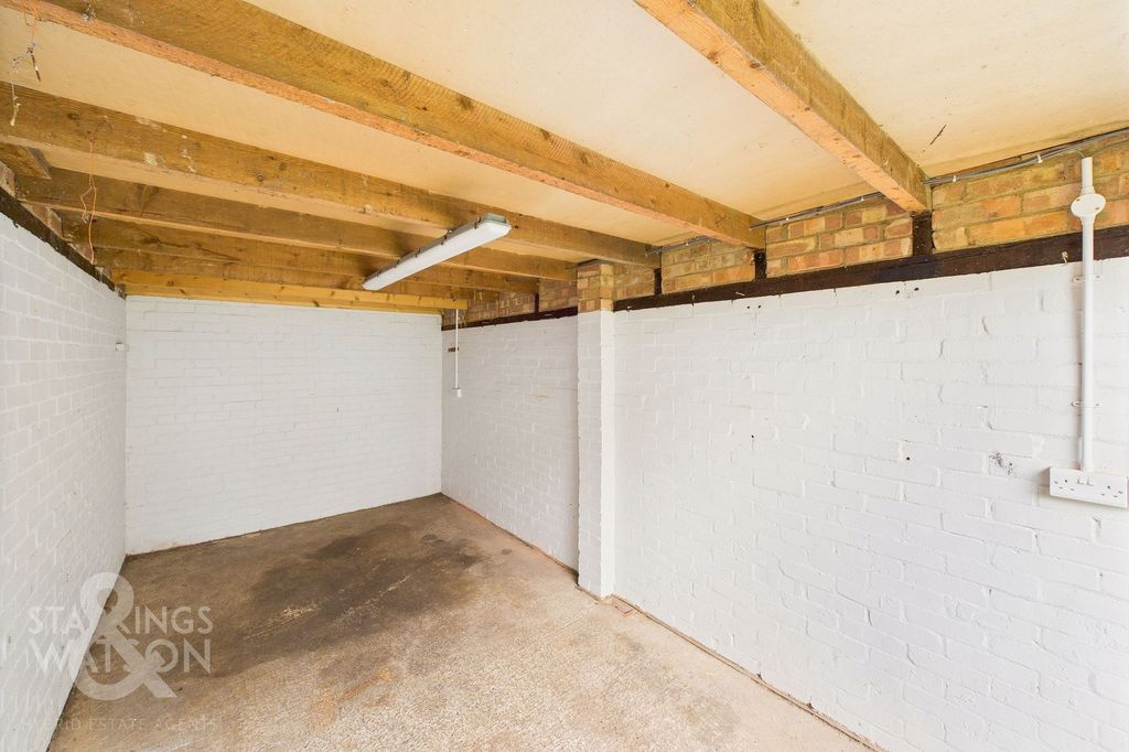 Property photo 2 of 4